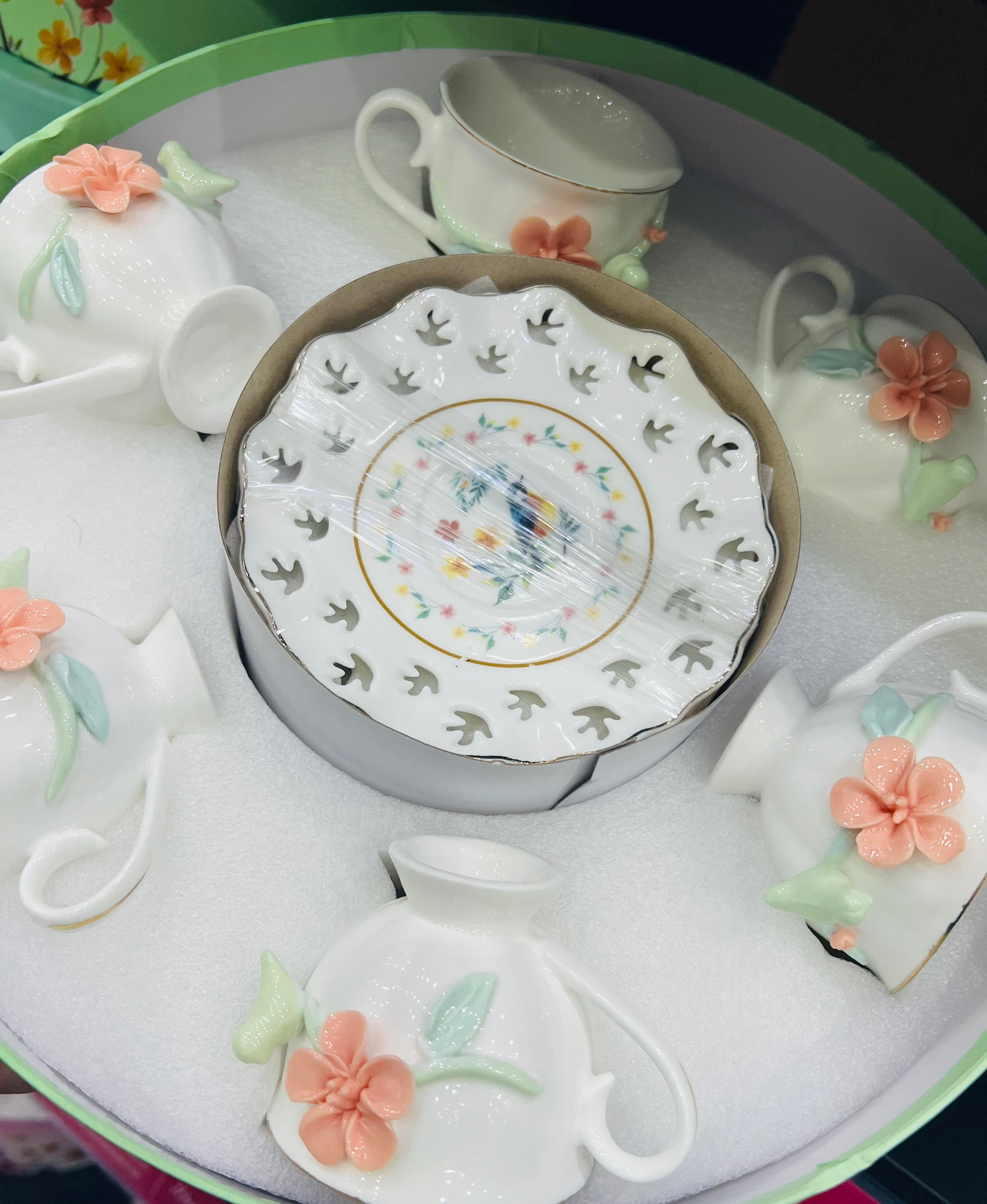 Arabic qehwa set 12 pc set 6 saucer 6 cups with 3d flowers