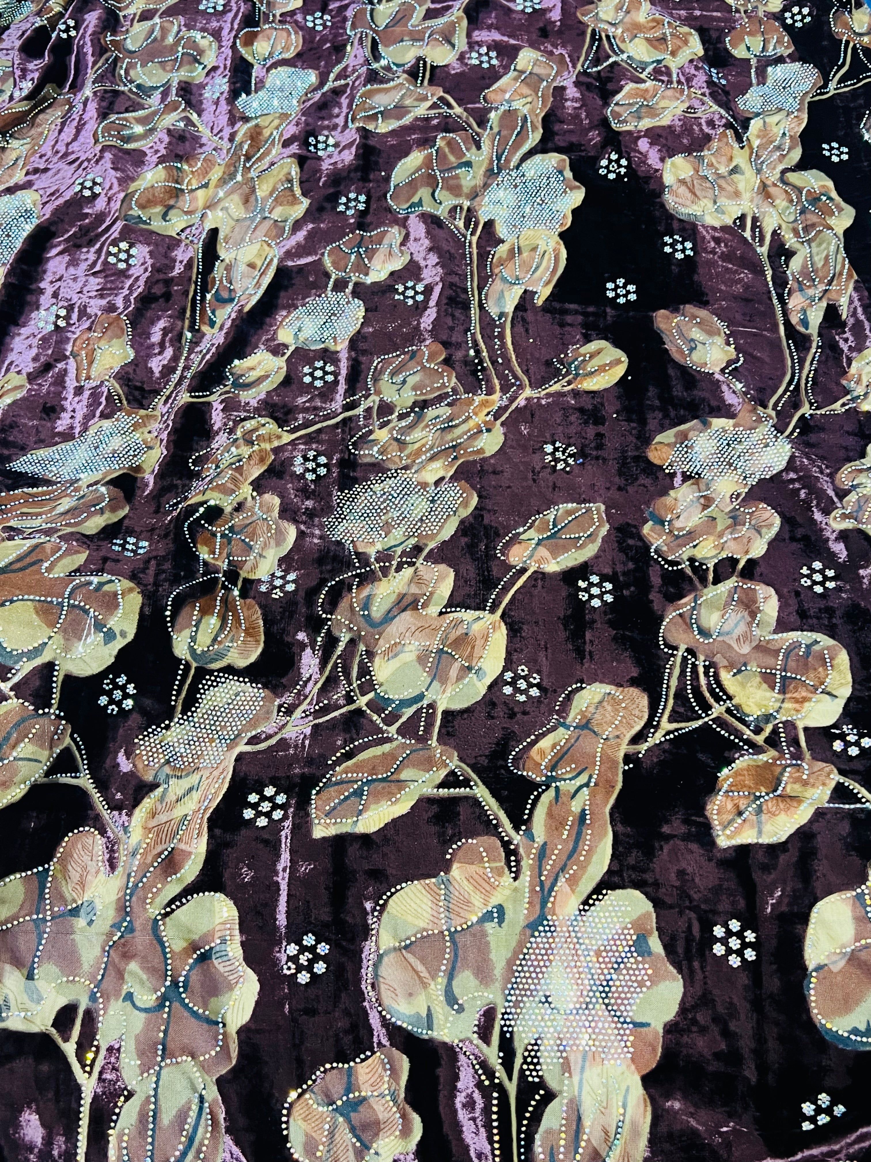 Velvet palachi front with stone work